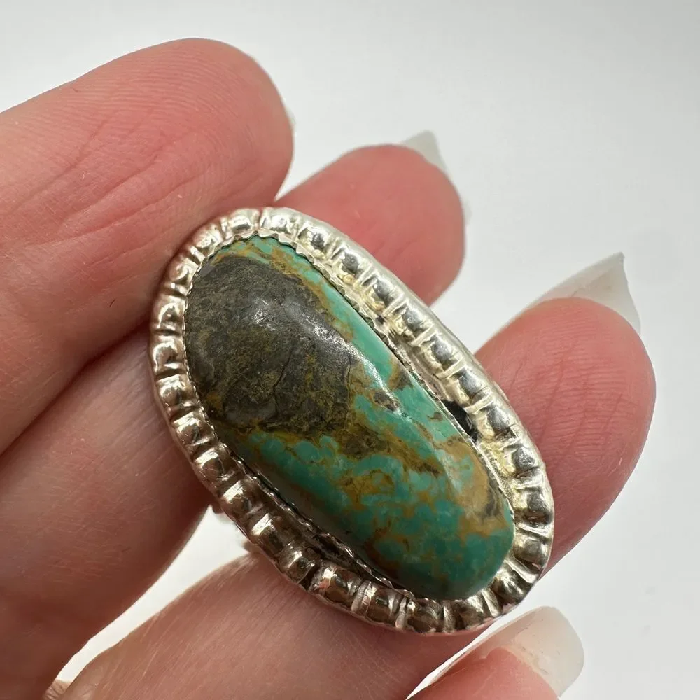 Possible Navajo,‎ stamped Turquoise and sterling silver ring, size 9!